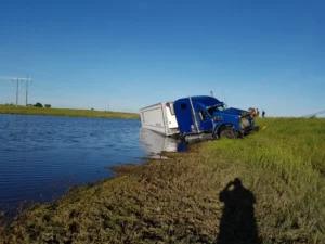 Dakota Towing - Recovery Gallery